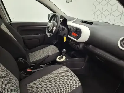 Photo 24 Renault Twingo  III Achat Intégral - 21
