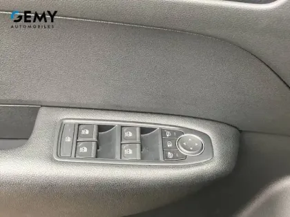 Photo 14 Renault Arkana  E-Tech hybride 145 - 22