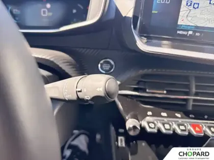 Photo 17 Peugeot 2008  Electrique 136 ch