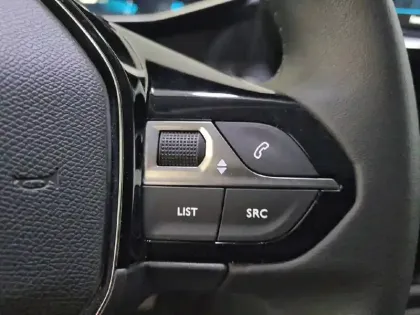 Photo 35 Peugeot 208  PureTech 100 S&S BVM6