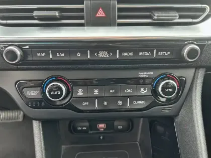 Photo 48 Kia Niro  1.6 GDi Hybride Rechargeable 141 ch DCT6