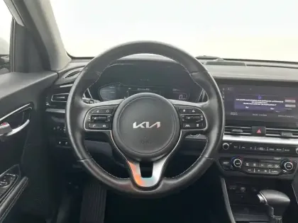Photo 34 Kia Niro  1.6 GDi Hybride Rechargeable 141 ch DCT6