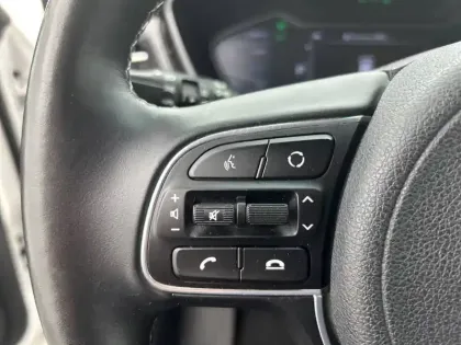 Photo 44 Kia Niro  1.6 GDi Hybride Rechargeable 141 ch DCT6