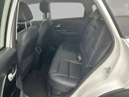 Photo 37 Kia Niro  1.6 GDi Hybride Rechargeable 141 ch DCT6