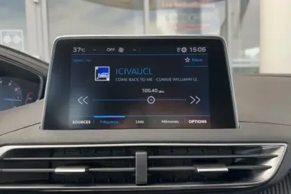 Photo 15 Peugeot 3008  Puretech 130ch S&S BVM6