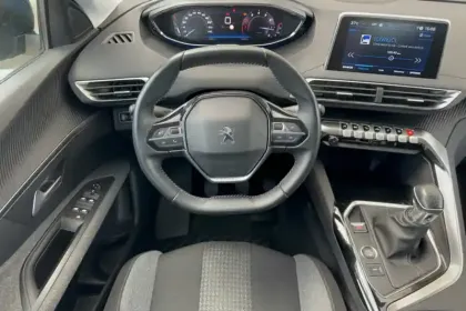 Photo 12 Peugeot 3008  Puretech 130ch S&S BVM6