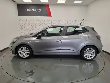 Photo 5 Renault Clio  E-Tech full hybrid 145 ch GSR2