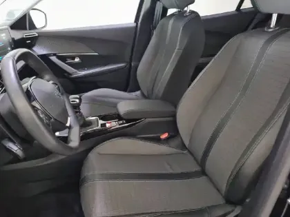 Photo 18 Peugeot 2008  PureTech 100 S&S BVM6