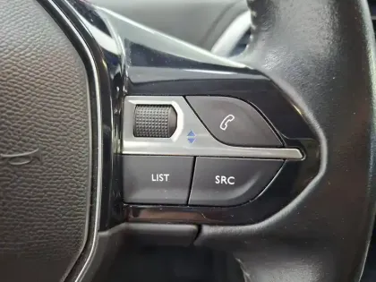 Photo 35 Peugeot 3008  BlueHDi 130ch S&S BVM6