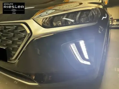 Photo 11 Hyundai Ioniq  Hybrid 141 ch