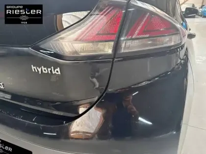 Photo 12 Hyundai Ioniq  Hybrid 141 ch