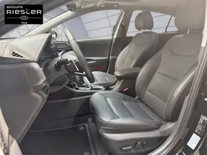 Photo 8 Hyundai Ioniq  Hybrid 141 ch