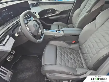 Photo 10 Peugeot 3008  Electrique 325 ch 4x4 73 kWh