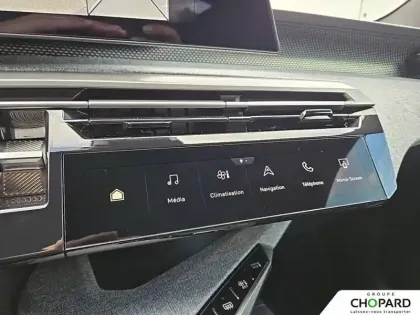 Photo 21 Peugeot 3008  Electrique 325 ch 4x4 73 kWh