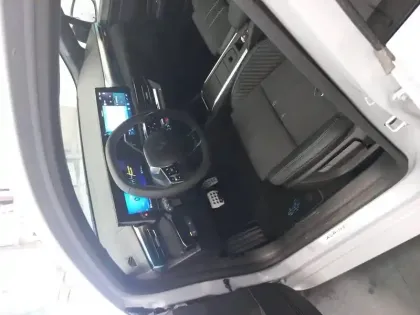 Photo 9 Renault Clio  E-Tech full hybrid 160 ch