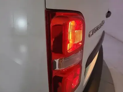Photo 16 Citroën Jumpy  FGN DIESEL 180 CH M AUTOMAT
