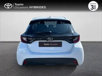 Photo 18 Toyota Yaris  116h Dynamic 5p MC24