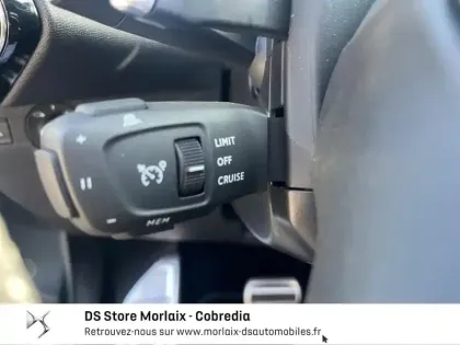 Photo 27 DS DS 7  1.6 Plug-in Hybrid 4x4 300ch Etoile
