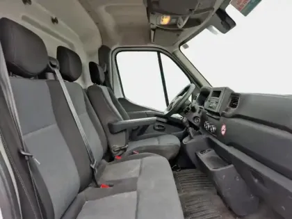 Photo 13 Renault Master  Fg F3500 L2H2 2.3 Blue dCi 135ch Confort Euro6E