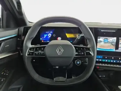 Photo 14 Renault Austral  1.2 E-Tech full hybrid 200ch esprit Alpine - 25