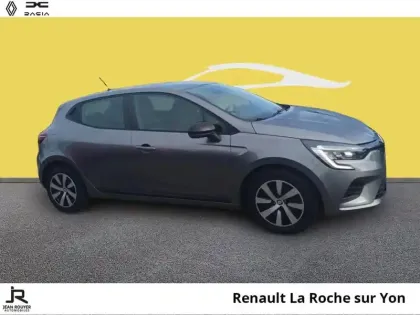 Photo 27 Renault Clio  1.6 E-Tech hybride 145ch Equilibre