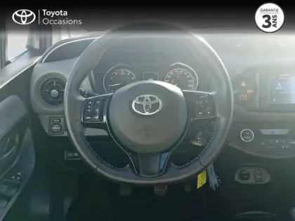 Photo 23 Toyota Yaris  110 VVT-i Design Y20 5p RC19