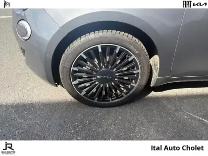 Photo 10 Fiat 500  e 118ch La Prima MY23