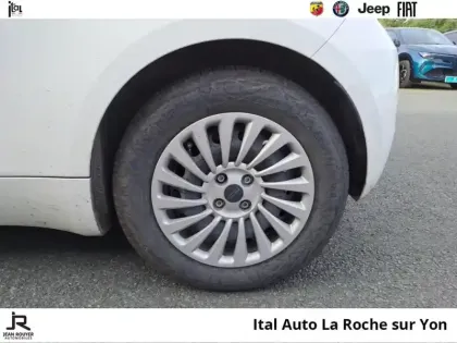 Photo 10 Fiat 500  e 95ch Action
