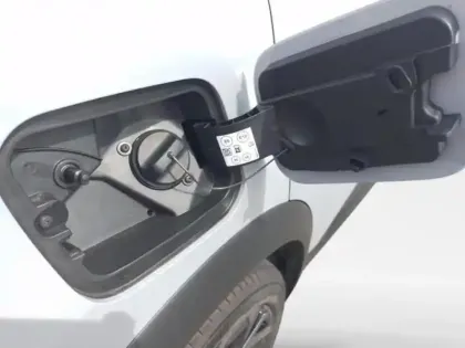 Photo 9 Renault Captur  1.8 E-Tech full hybrid 160ch esprit Alpine - 26