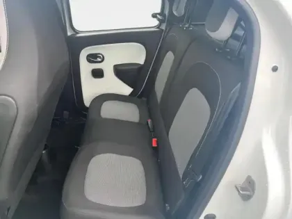 Photo 26 Renault Twingo  E-Tech Electric Equilibre R80 Achat Intégral