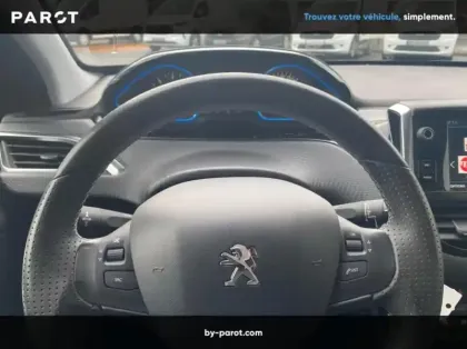 Photo 6 Peugeot 2008 1.5 BlueHDi 100ch E6.c Crossway S&S BVM5 86g