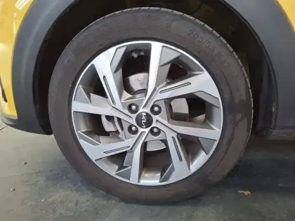 Photo 9 Kia Stonic  1.0 T-GDi 120 ch MHEV DCT7