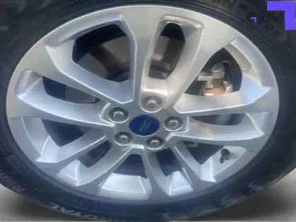 Photo 13 Ford Kuga  2.5 Duratec 190 ch FlexiFuel FHEV E85 Powershift