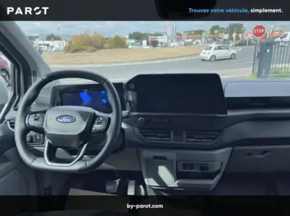 Photo 32 Ford Custom MULTICAB Nouveau 320 L2 2.5 DURATEC 232 CH PHEV CVT LIMITED