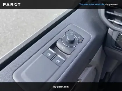 Photo 35 Ford Custom MULTICAB Nouveau 320 L2 2.5 DURATEC 232 CH PHEV CVT LIMITED