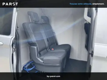 Photo 38 Ford Custom MULTICAB Nouveau 320 L2 2.5 DURATEC 232 CH PHEV CVT LIMITED