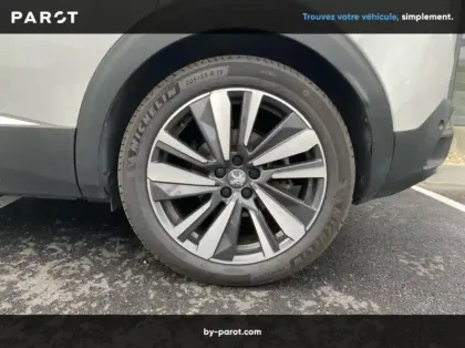 Photo 13 Peugeot 3008 HYBRID 225ch GT Line e-EAT8