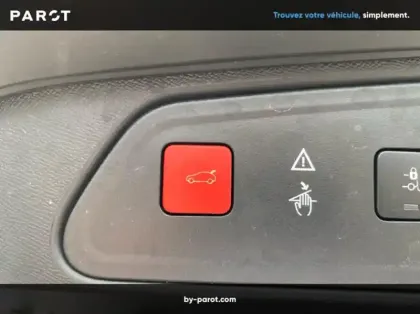 Photo 18 Peugeot 3008 HYBRID 225ch GT Line e-EAT8