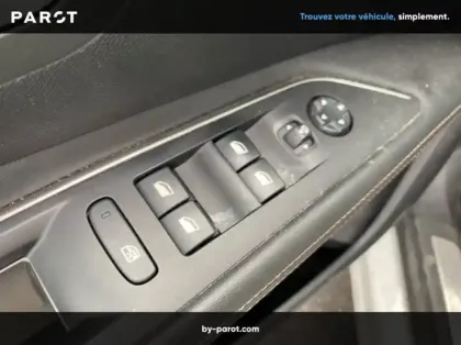 Photo 5 Peugeot 3008 HYBRID 225ch GT Line e-EAT8