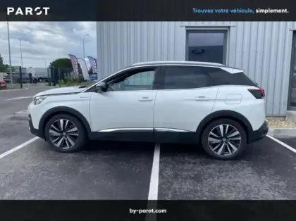Photo 53 Peugeot 3008 Hybrid4 300 e-EAT8 GT