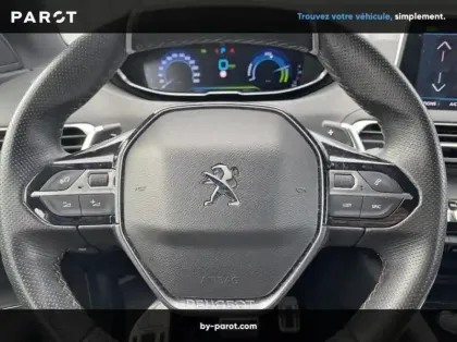 Photo 20 Peugeot 3008 HYBRID 225ch GT Line e-EAT8