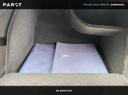 Photo 49 Peugeot 3008 Hybrid4 300 e-EAT8 GT