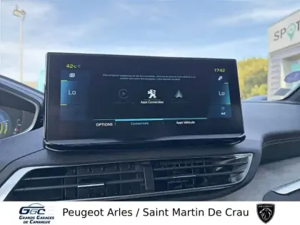 Photo 23 Peugeot 3008  Hybrid 225 e-EAT8
