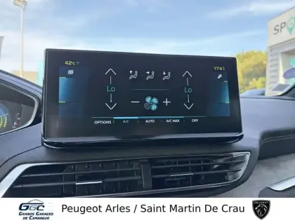 Photo 18 Peugeot 3008  Hybrid 225 e-EAT8