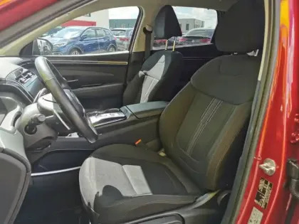 Photo 11 Hyundai Tucson Creative Hybrid 2WD 1.6 T-GDI 
