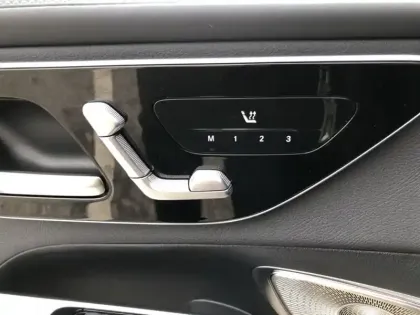 Photo 17 Mercedes GLC  300 de Hybrid EQ 4MATIC AM