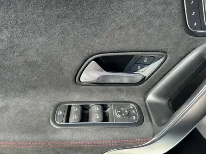 Photo 13 Mercedes Classe A Mercedes-AMG A 35 4MATIC