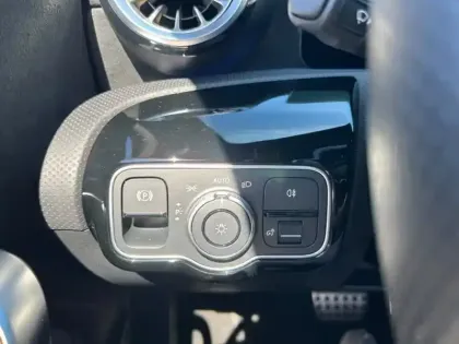 Photo 18 Mercedes Classe A Mercedes-AMG A 35 4MATIC