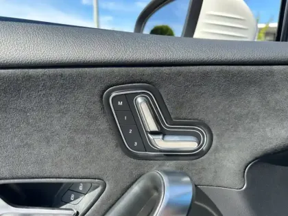 Photo 15 Mercedes Classe A Mercedes-AMG A 35 4MATIC