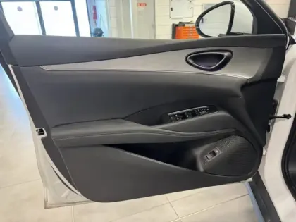 Photo 13 BYD Seal 6 1.5 PHEV DM-i Comfort Lite
